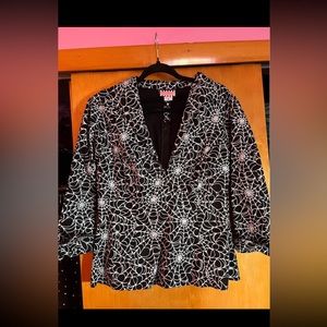 Hard to find Pinup couture spider web Lauren top on XL NWOT